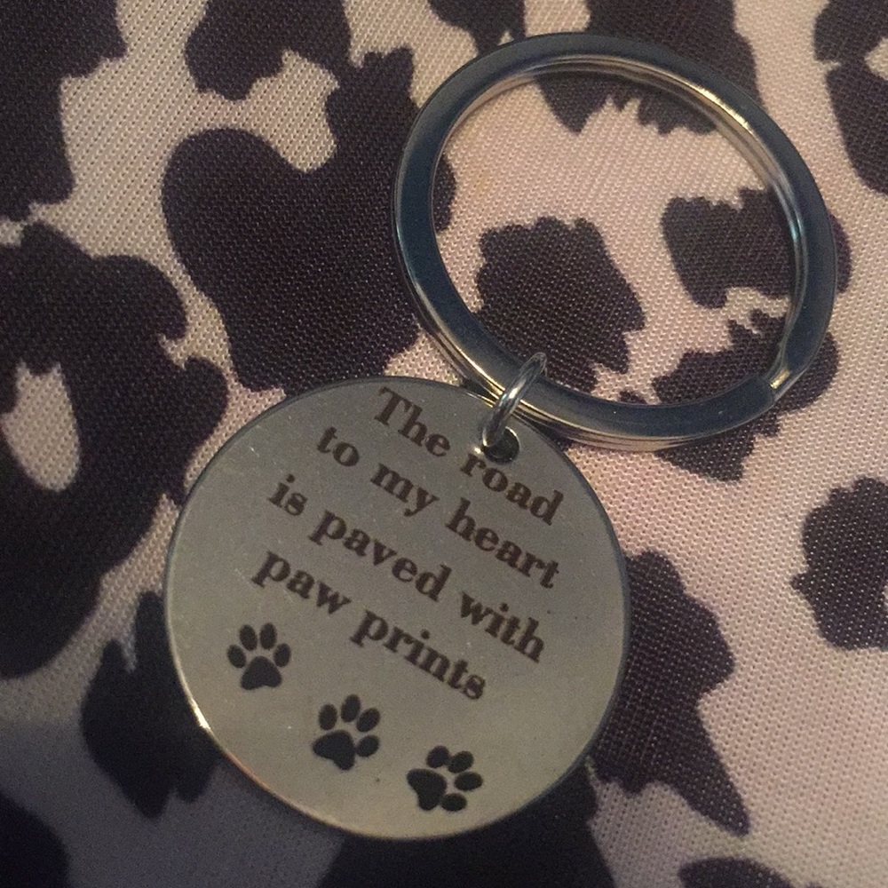 Dog 🐕 Cat 🐱 Keychain - Picture 4 of 7